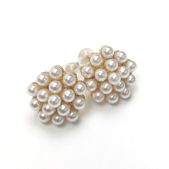 Jewelry - Round Pearl Earring Studs NEW